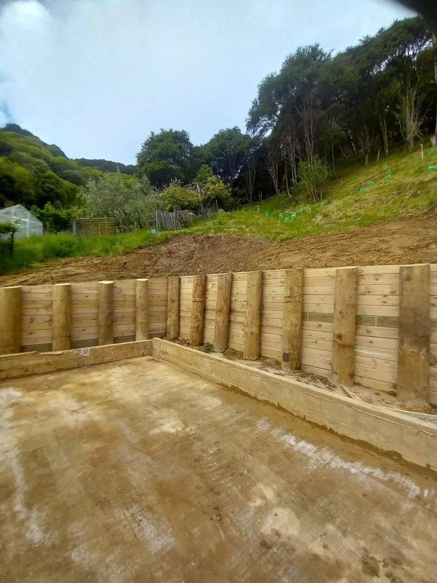 Completed timber retaining wall, D&R Works